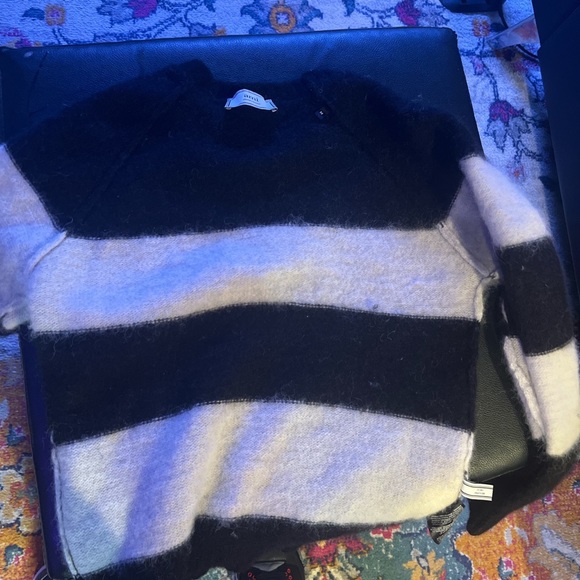 Ami Paris - Picture 4 of 5